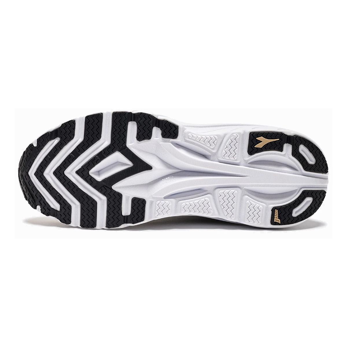 Diadora Equipe Nucleo — Silver - Black - Mediterra — Size D — Width 8.5 — Lifestyle View