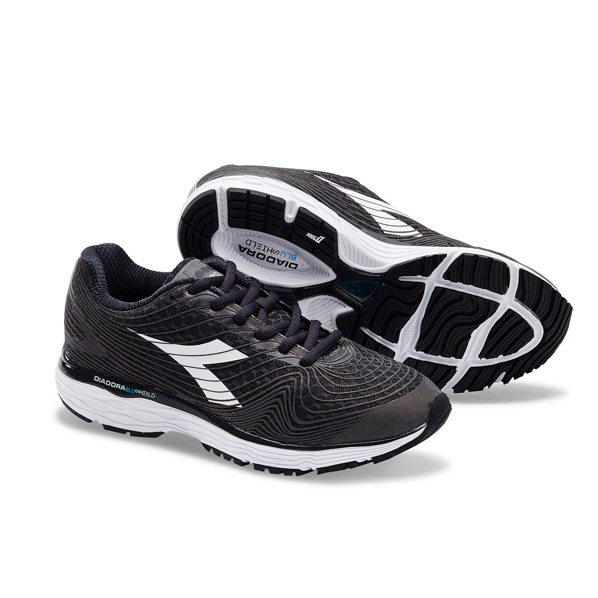 Diadora Mythos Blushield Fly Hip — Black - Black - White — Size D — Width 8 — Side View