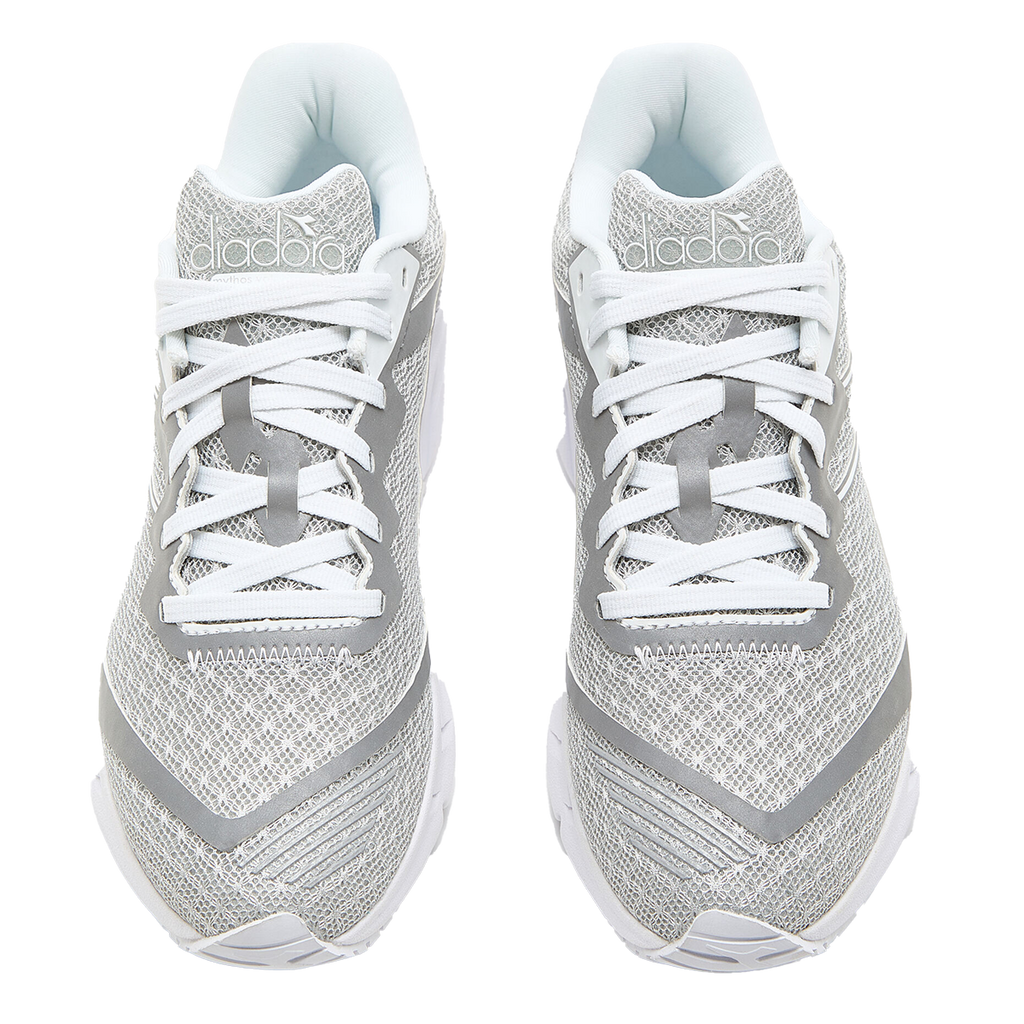 Diadora Mythos Blushield Volo 2 Glam — Silver DD - White — Size B — Width 5.5 — Detail View