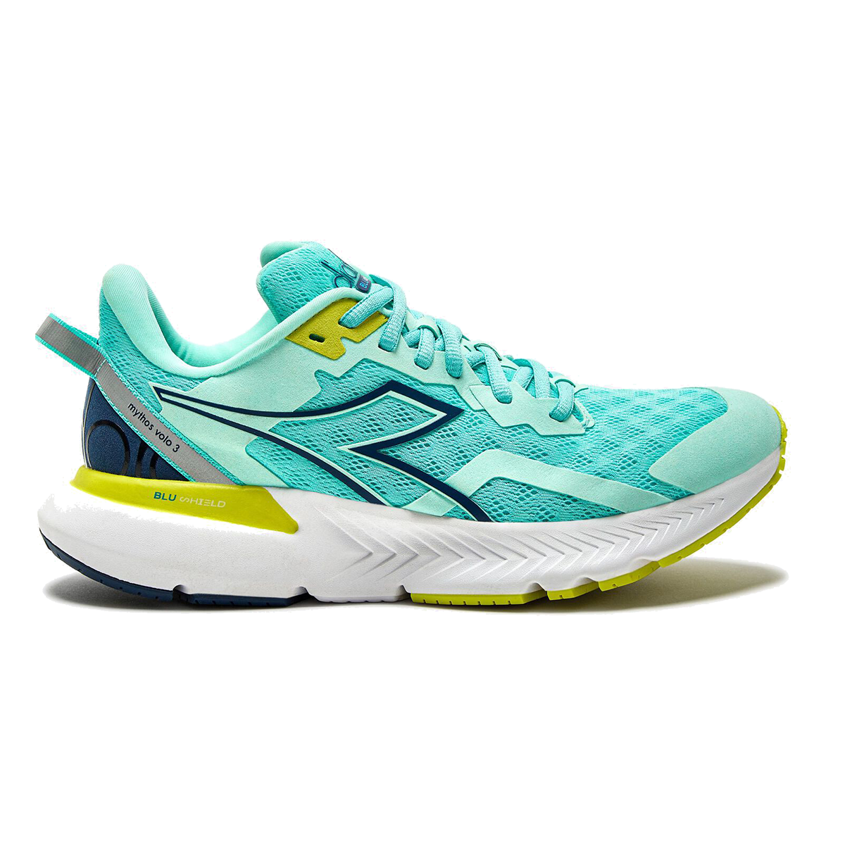 Diadora Mythos Blushield Volo 3 — Black - Whisper White — Size B — Width 10 — Front View