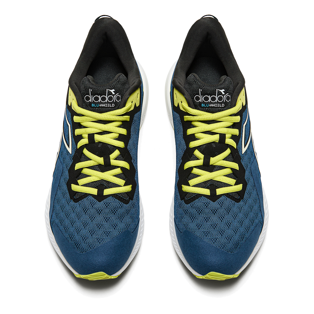Diadora Mythos Blushield Volo 3 — Green Fluo - White - Black — Size D — Width 10 — Side View