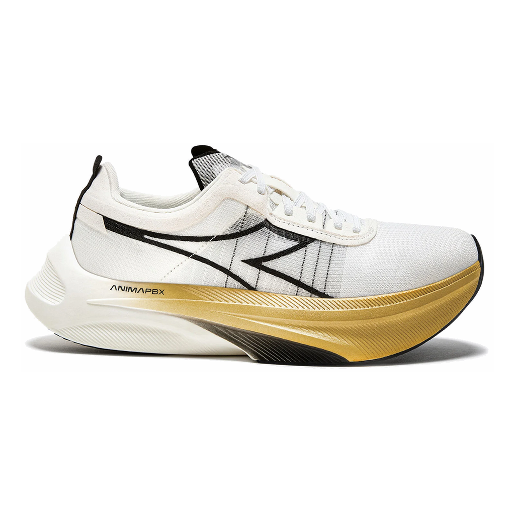 Diadora Gara Carbon — White - Black - Kumquat — Size D — Width 5.5 M / 7 W — Top View