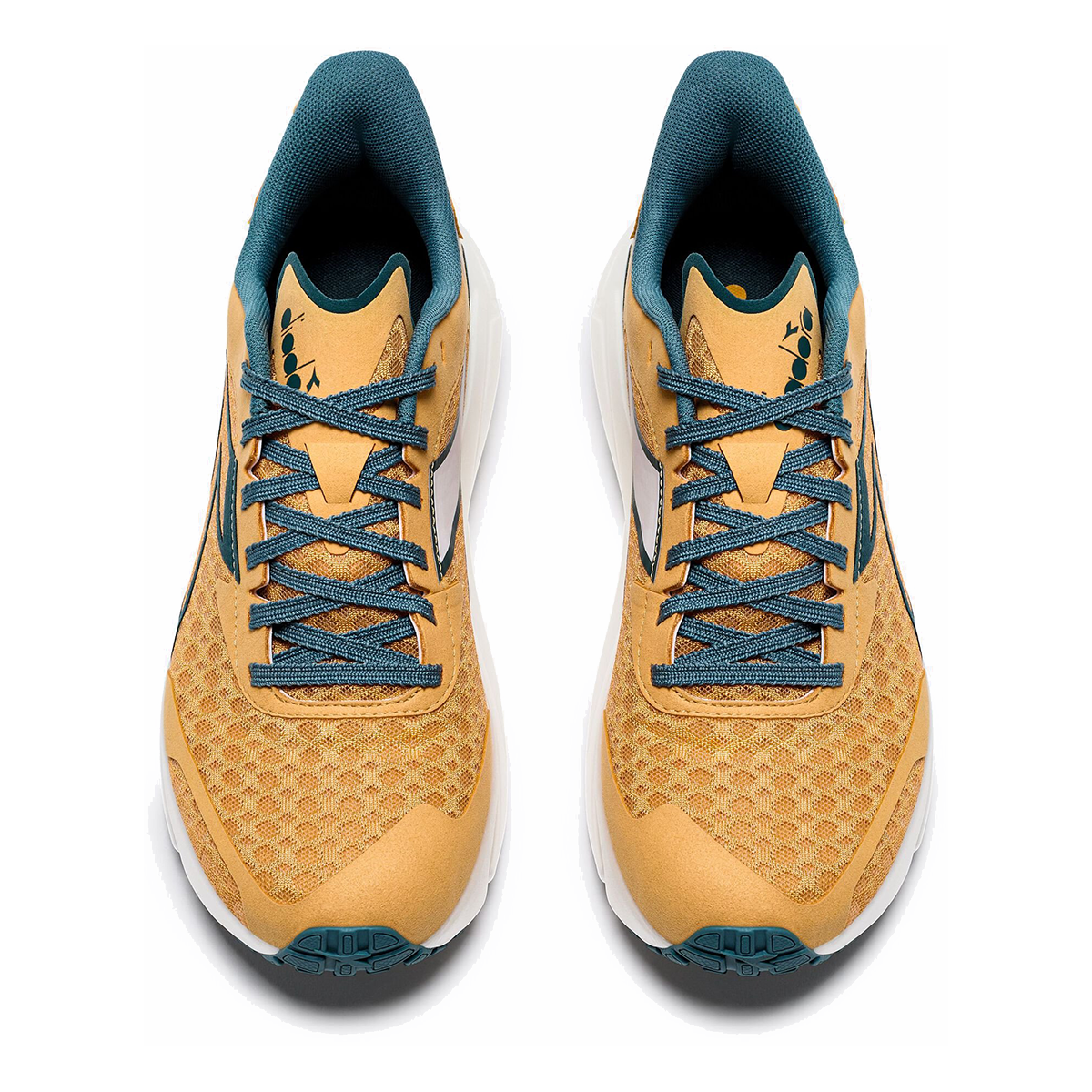 Diadora Frequenza — Kumquat - Meditterranea — Size D — Width 8.5 — Lifestyle View
