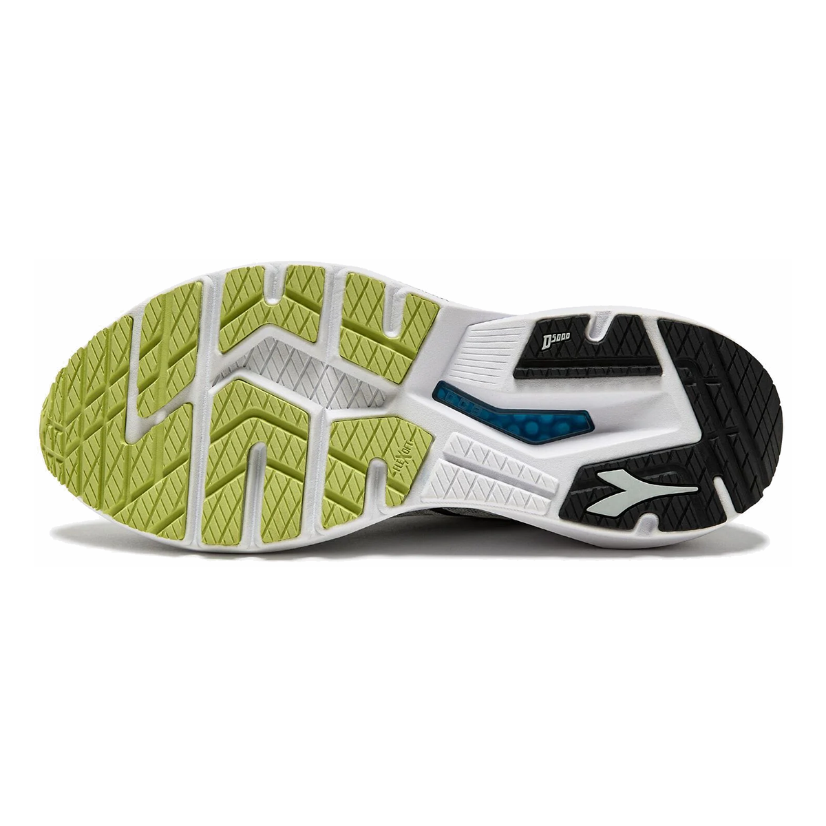 Diadora Mythos Blushield Vigore 3 — Silver DD - White - Black — Size B — Width 10 — Lifestyle View