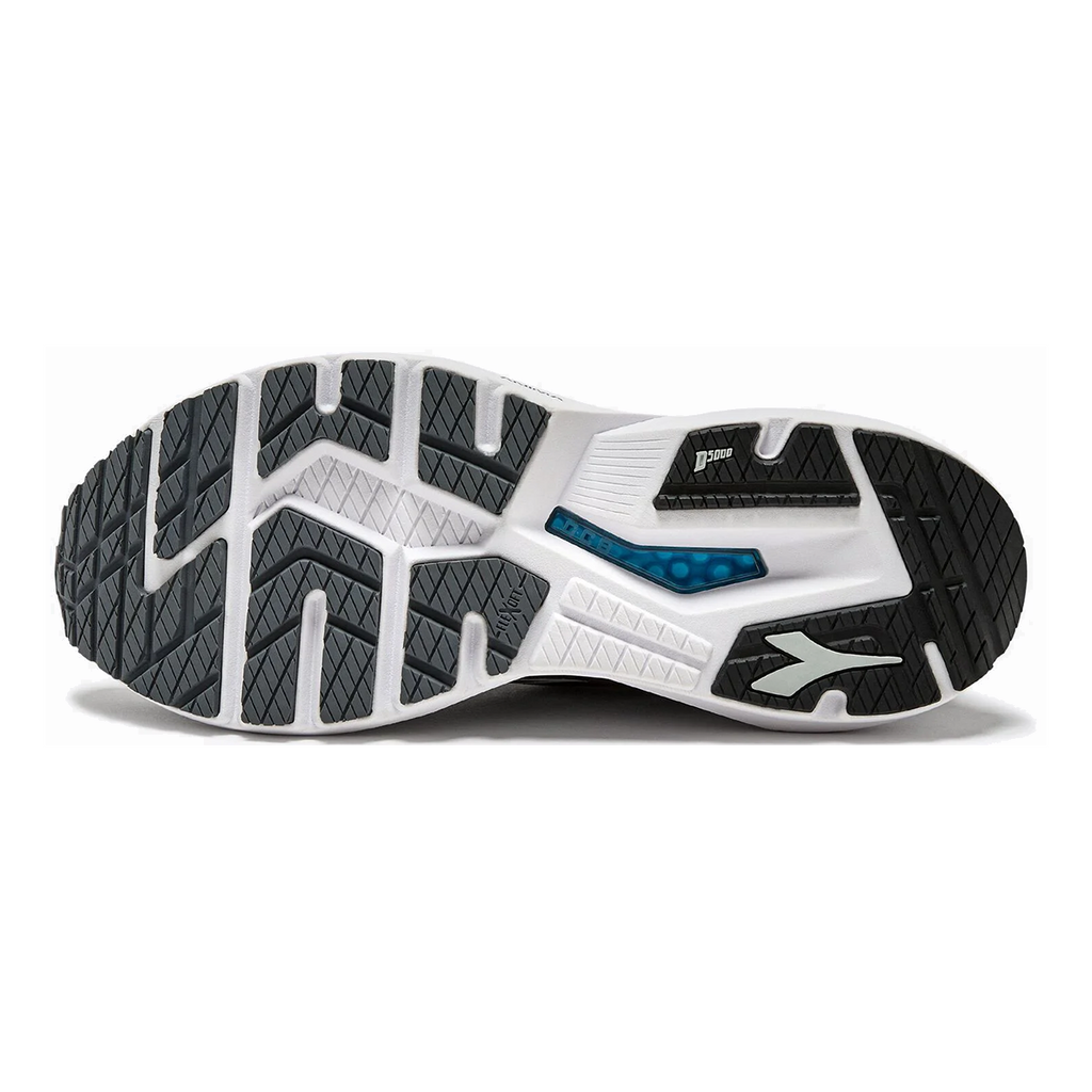 Diadora Mythos Blushield Vigore 3 — White - Black - Silver DD — Size D — Width 10 — Lifestyle View