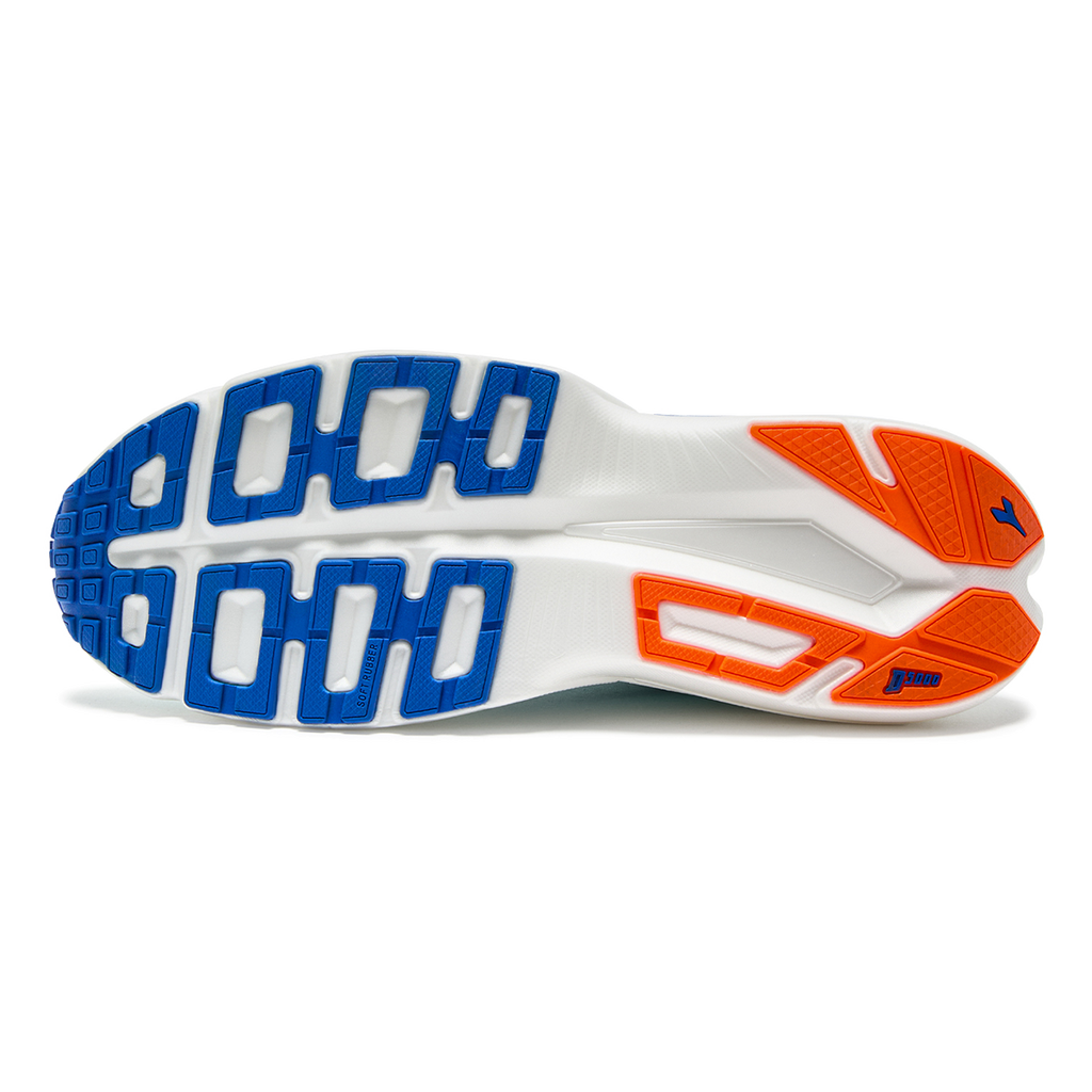 Diadora Frequenza 2 — Spa Retreat - Lapis Blue — Size D — Width 10 — Lifestyle View
