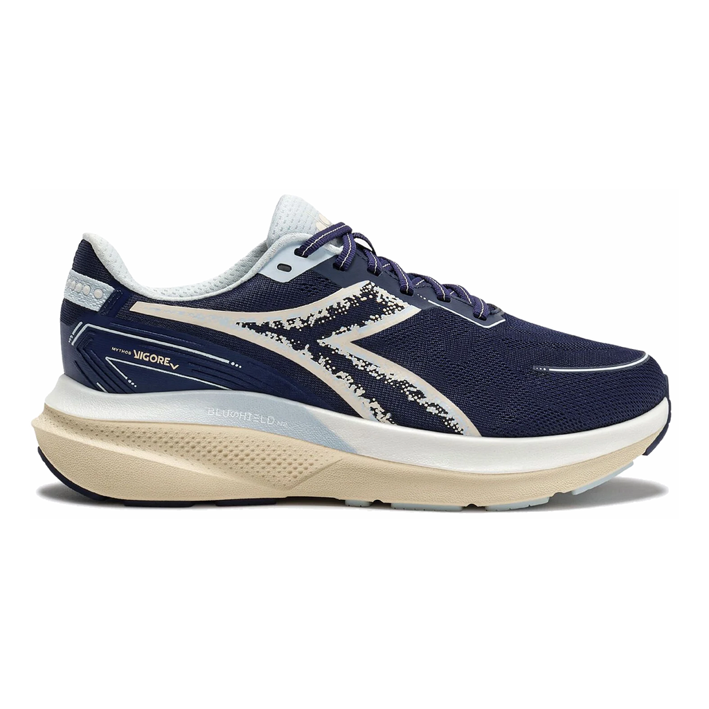 Diadora Mythos Blushield Vigore V — White - Cabbage — Size B — Width 10 — Top View
