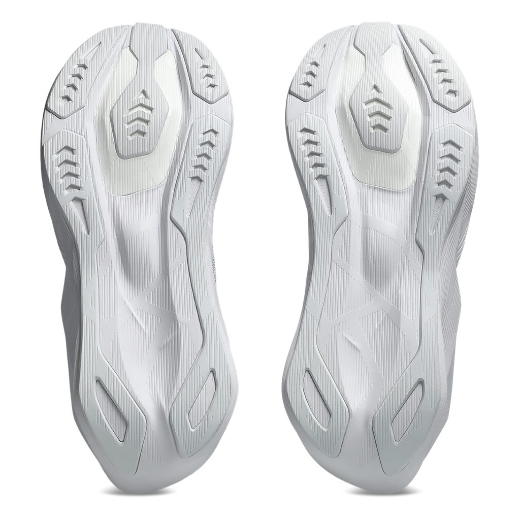 Asics Novablast 6 — Black - Black — Size 2E — Width 6 — Alternate View 24