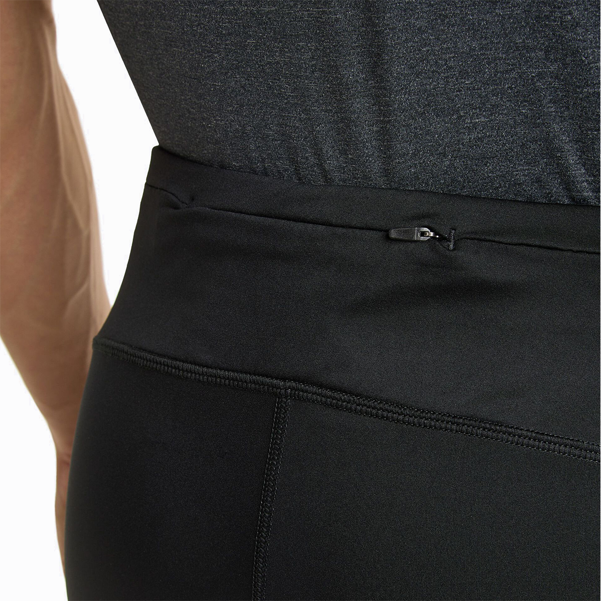 Diadora Run Crew 3/4 Tight — Black — Size Large — Detail View