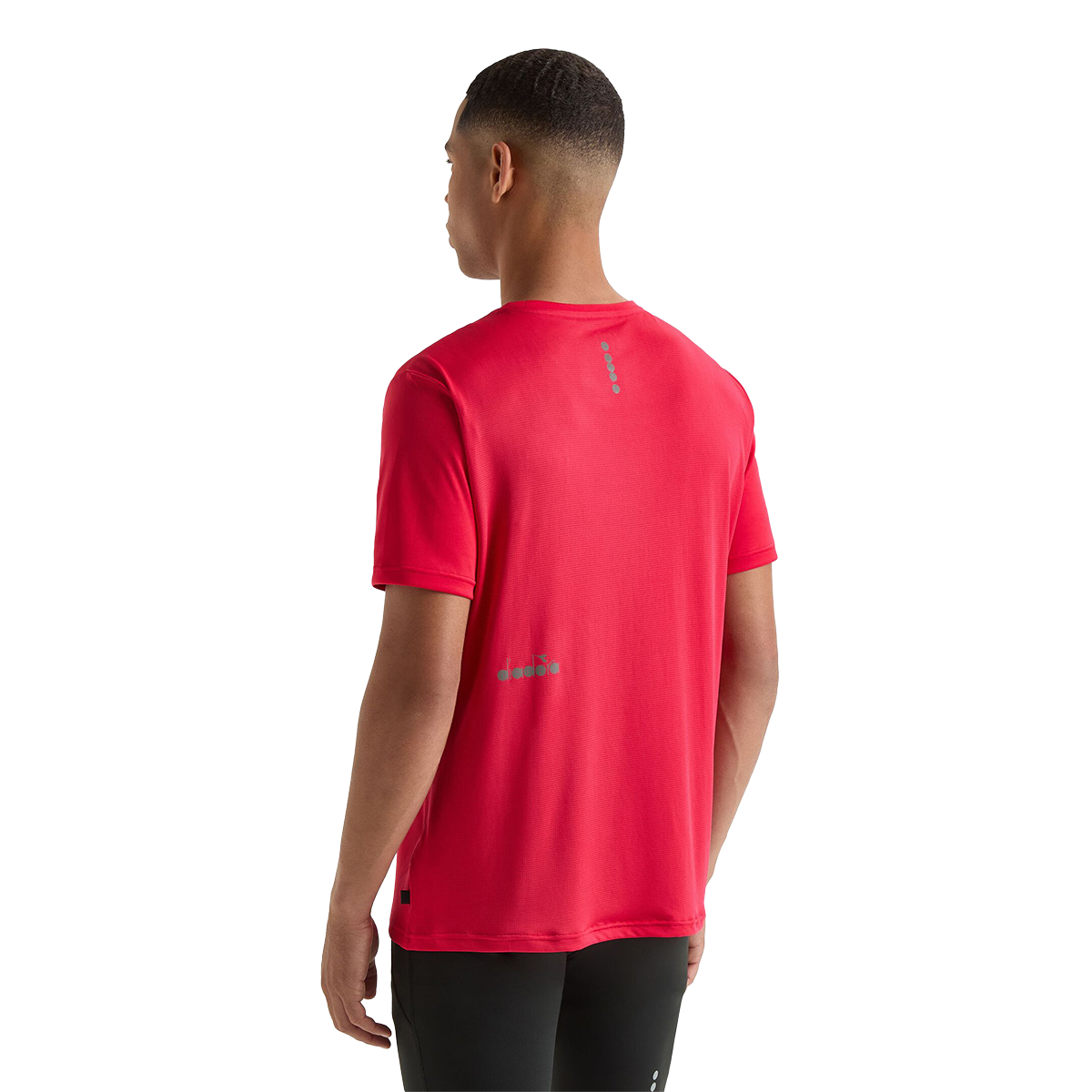Diadora SS T-Shirt Run — Kumquat — Size Large — Lifestyle View