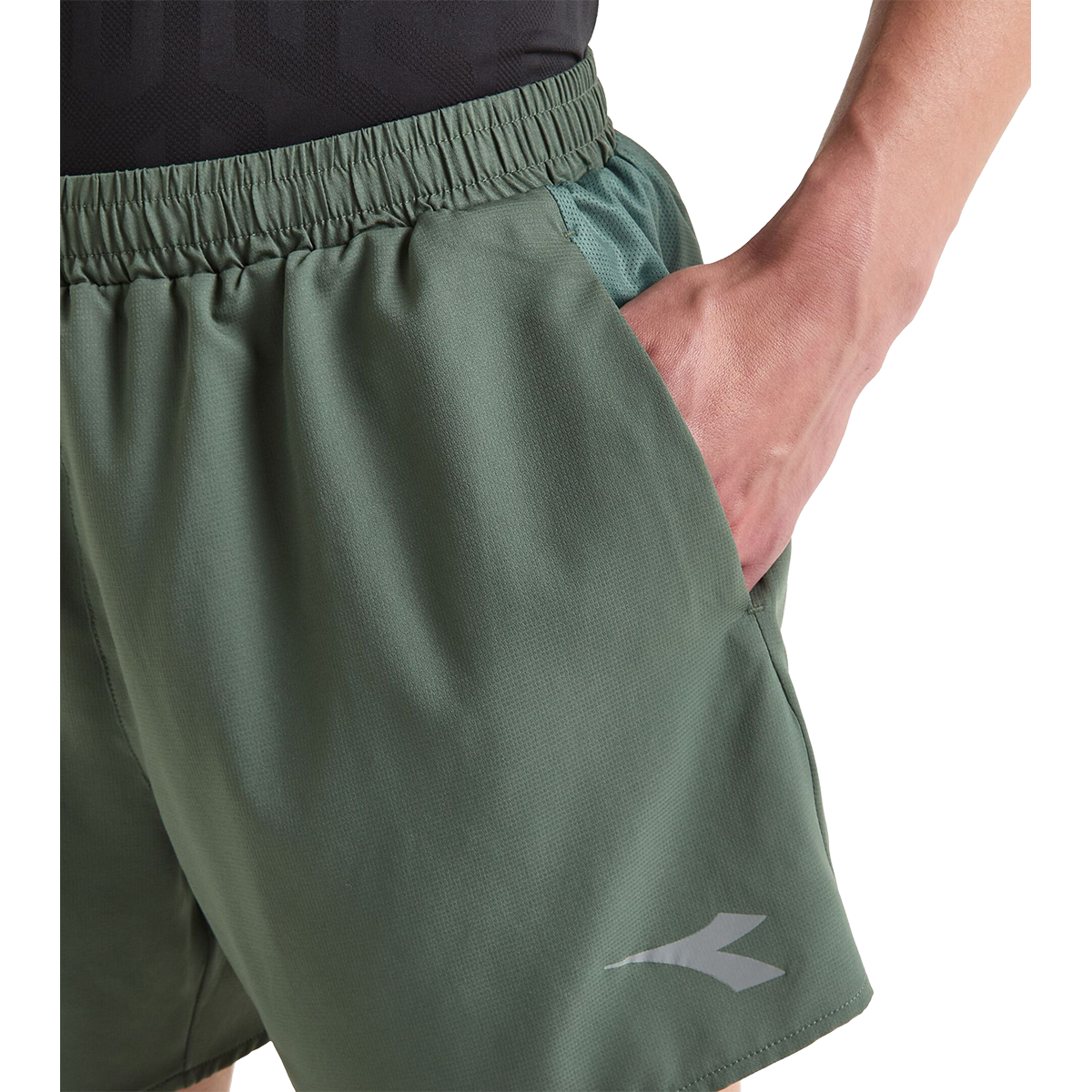 Diadora Super Light Shorts 5" — Black — Size Large — Top View