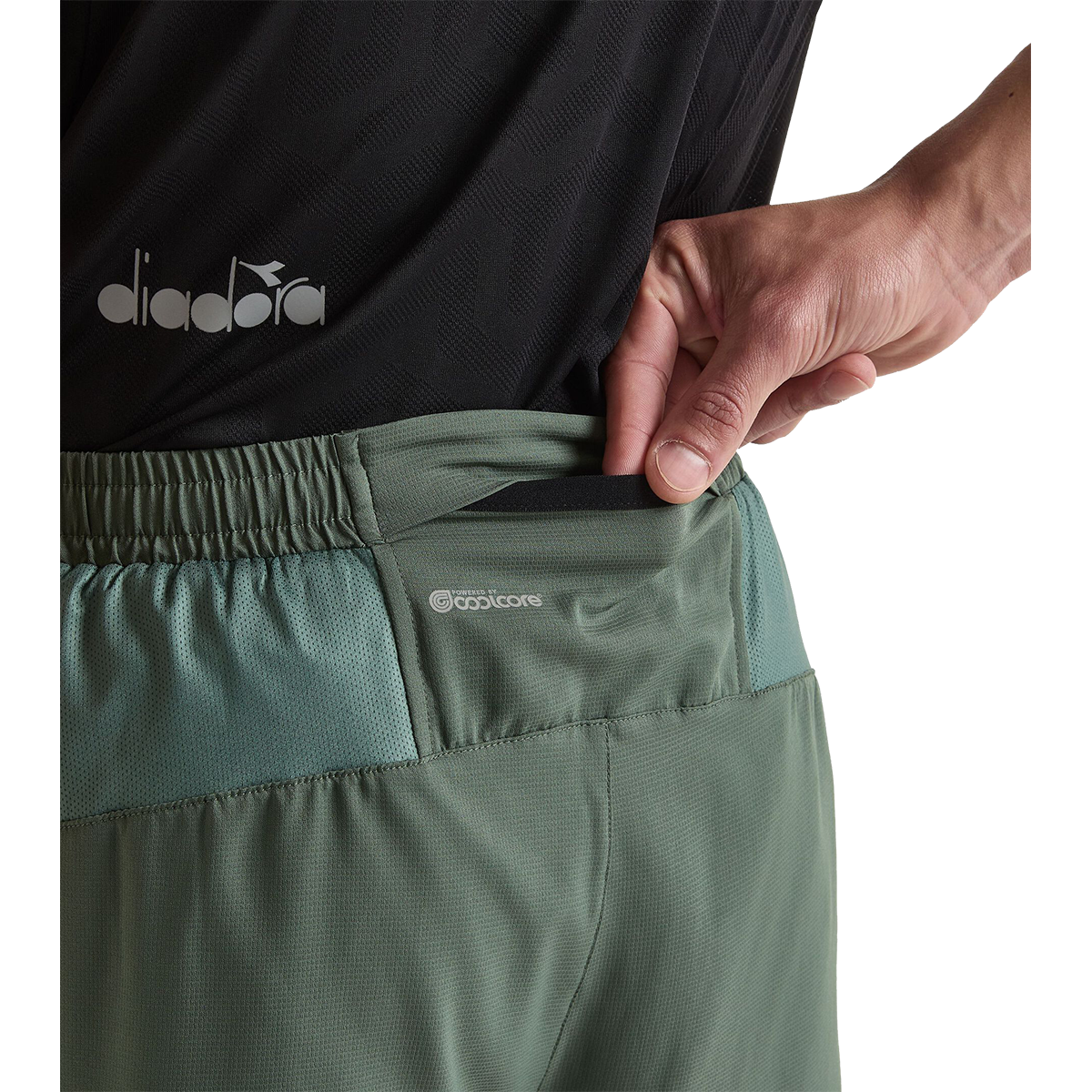 Diadora Super Light Shorts 5" — Black — Size Large — Detail View