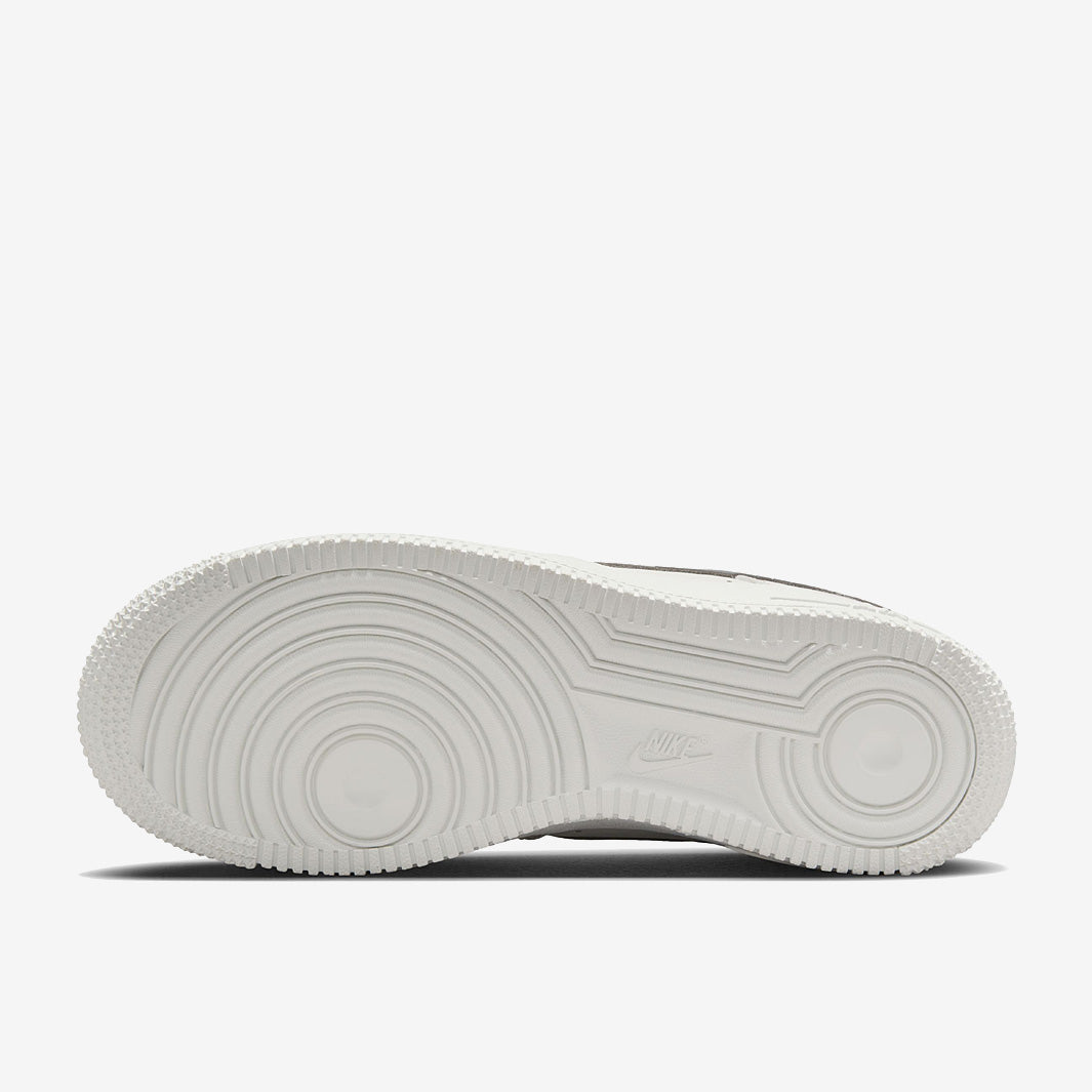 Nike Sportswear Older Kids Air Force 1 (GS)