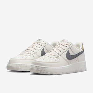 Nike Sportswear Older Kids Air Force 1 (GS)