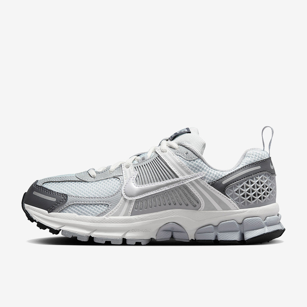 Nike Sportswear Older Kids Vomero 5 (GS)