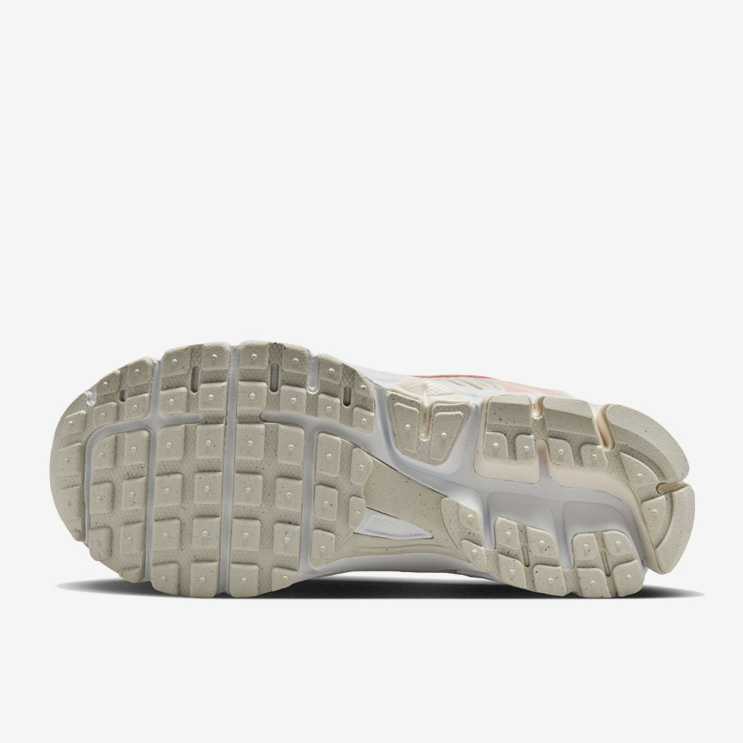 Nike Sportswear Older Kids Vomero 5 (GS)