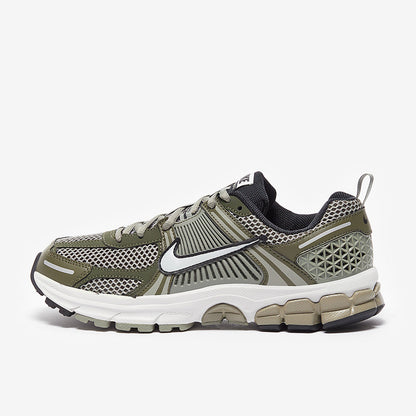 Nike Sportswear Older Kids Vomero 5 (GS)