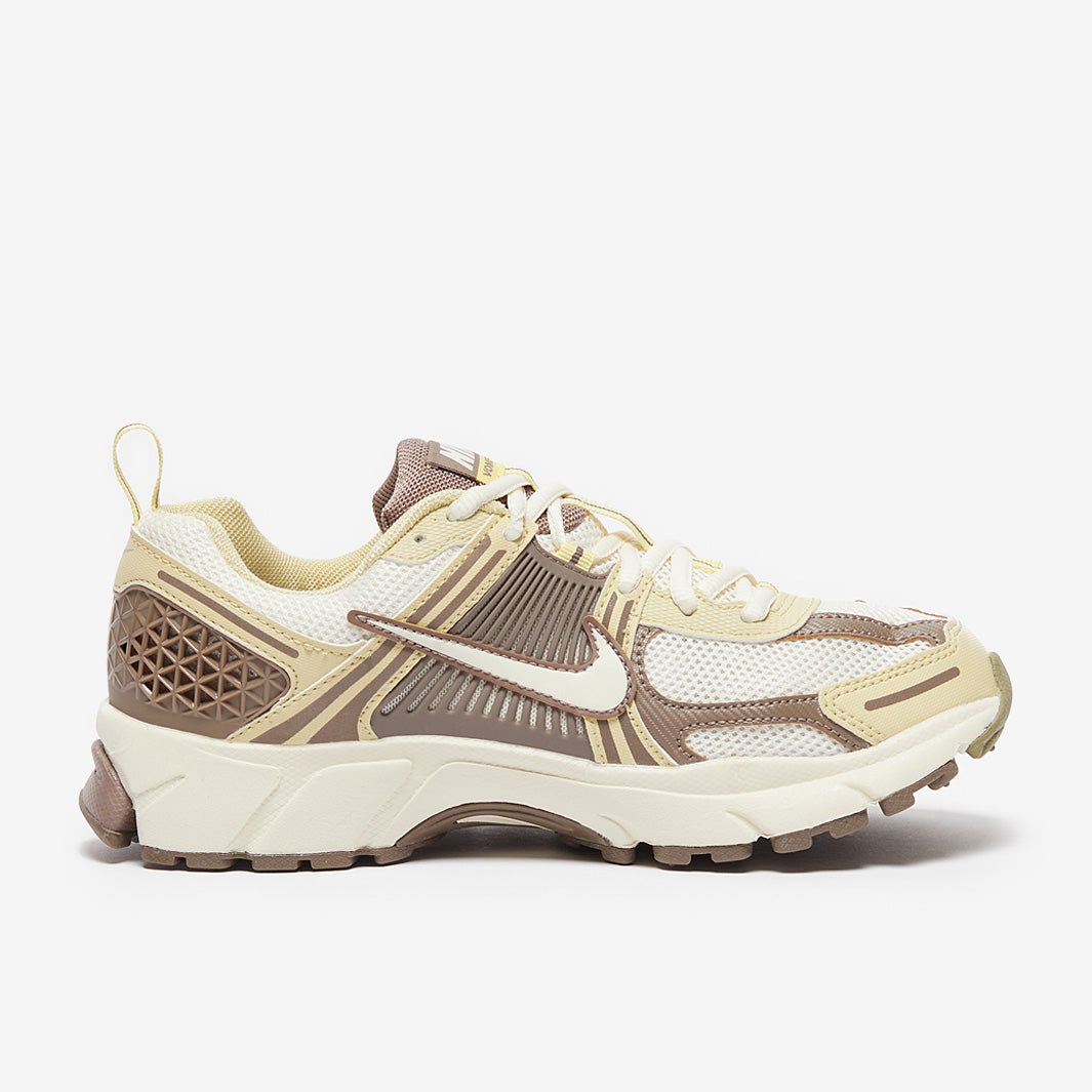 Nike Sportswear Older Kids Nike Vomero 5 (GS)