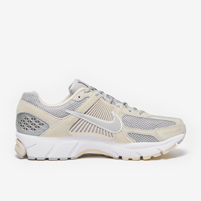 Nike Sportswear Zoom Vomero 5
