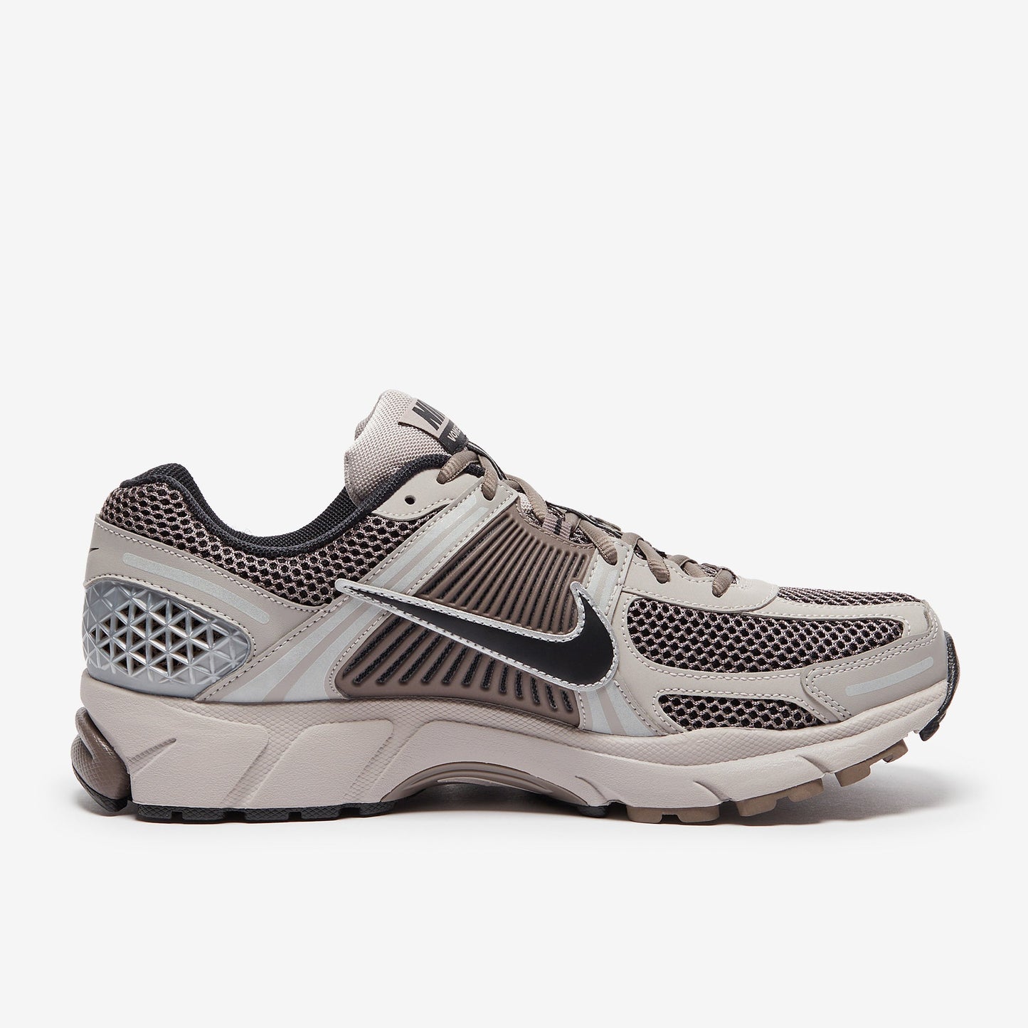 Nike Sportswear Zoom Vomero 5