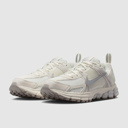 Nike Sportswear Older Kids Vomero 5 (GS)
