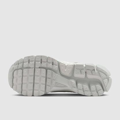 Nike Sportswear Womens Zoom Vomero 5