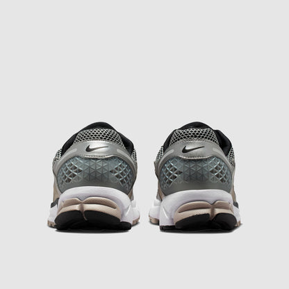 Nike Sportswear Zoom Vomero 5