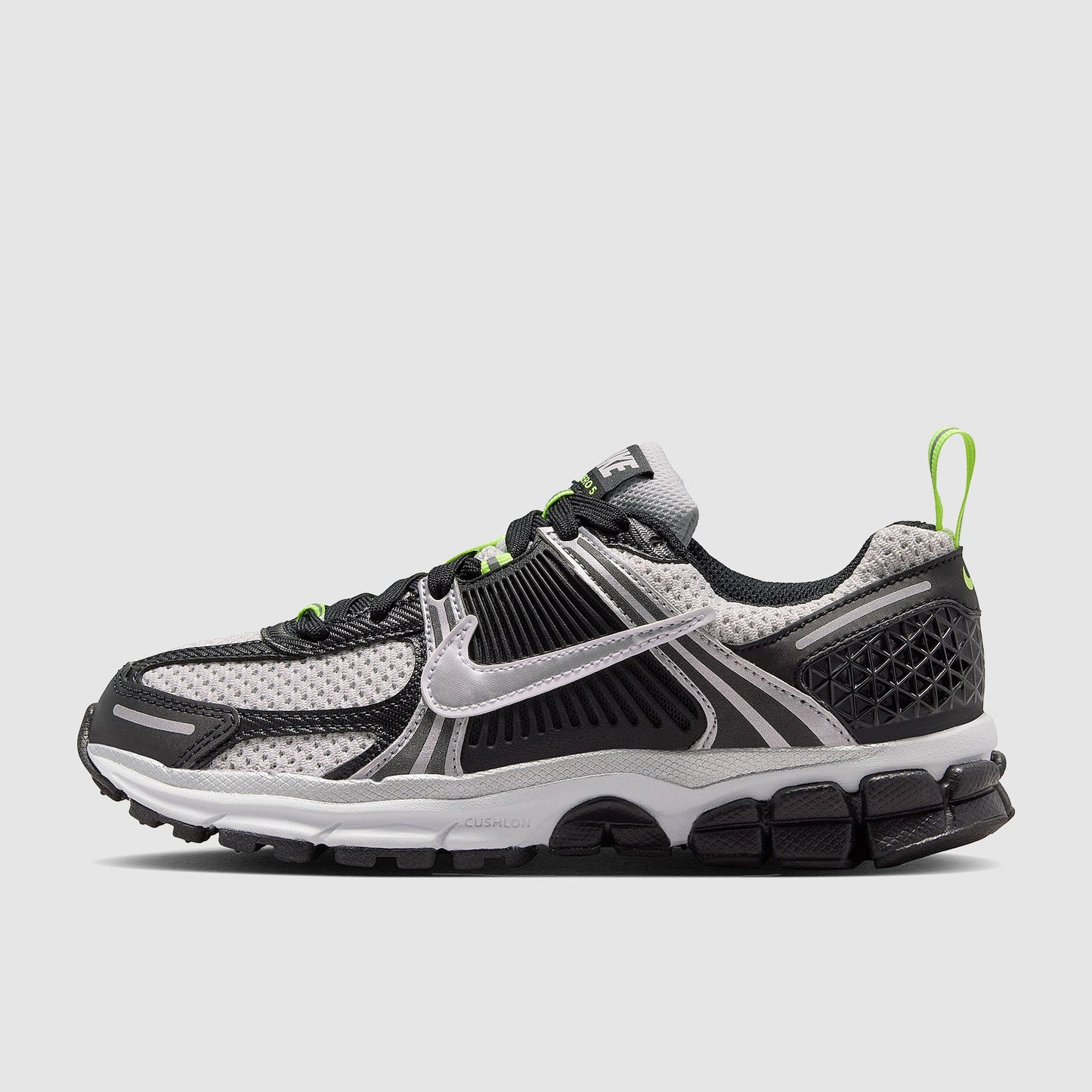 Nike Sportswear Older Kids Vomero 5 (GS)
