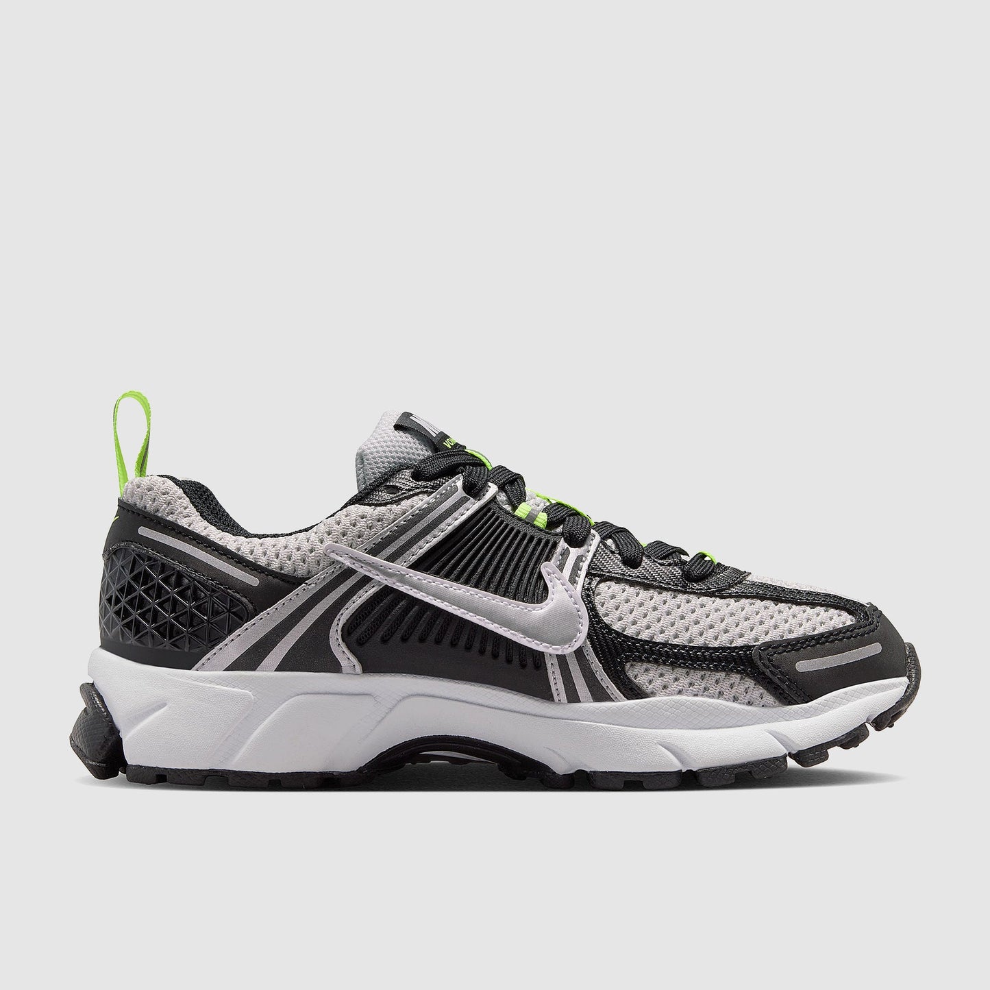 Nike Sportswear Older Kids Vomero 5 (GS)