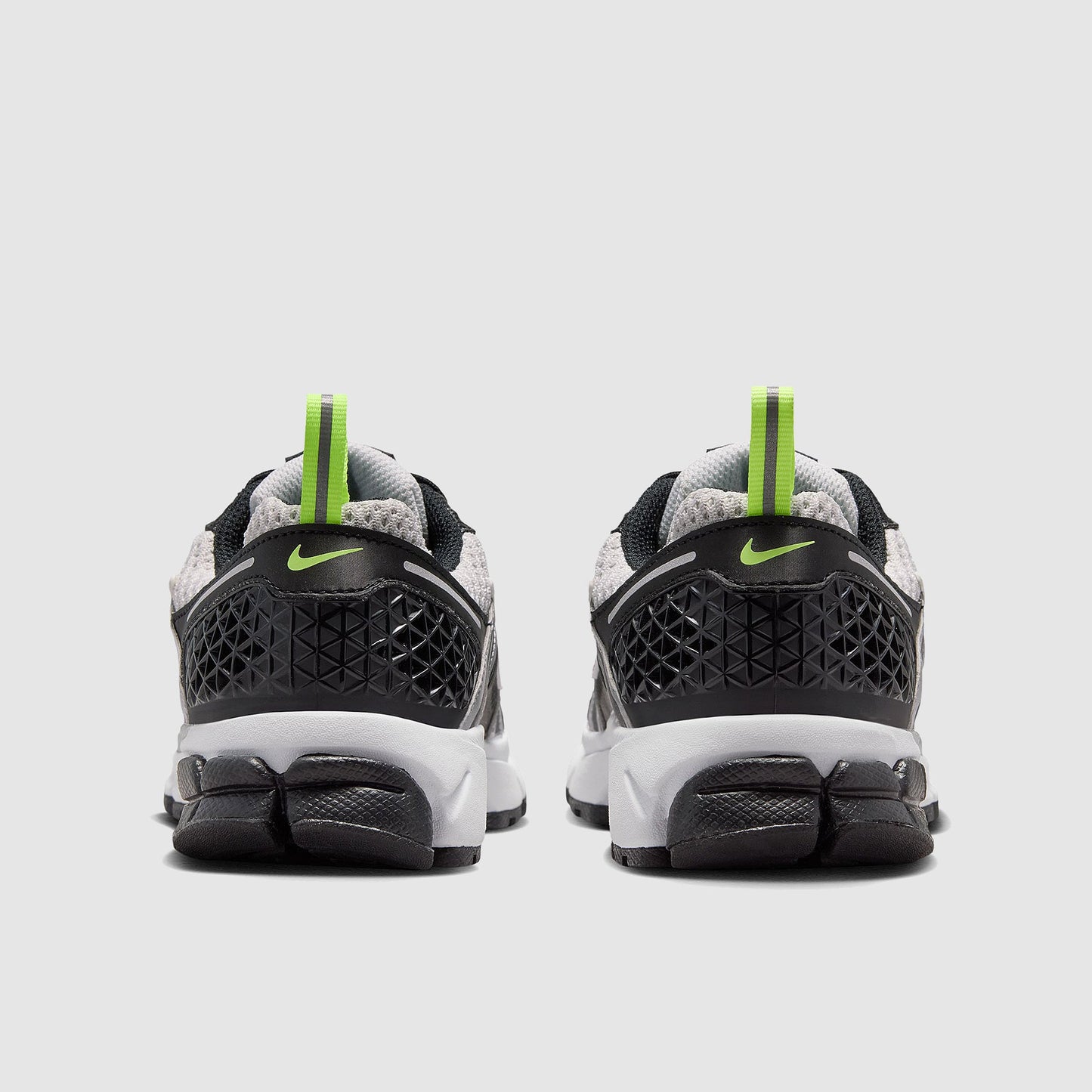 Nike Sportswear Older Kids Vomero 5 (GS)