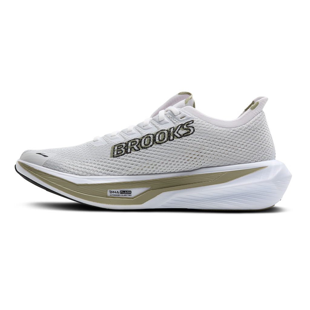 Brooks Hyperion 3 — Oyster Mushroom - Black - Tea — Size D — Width 9.5 — Lifestyle View