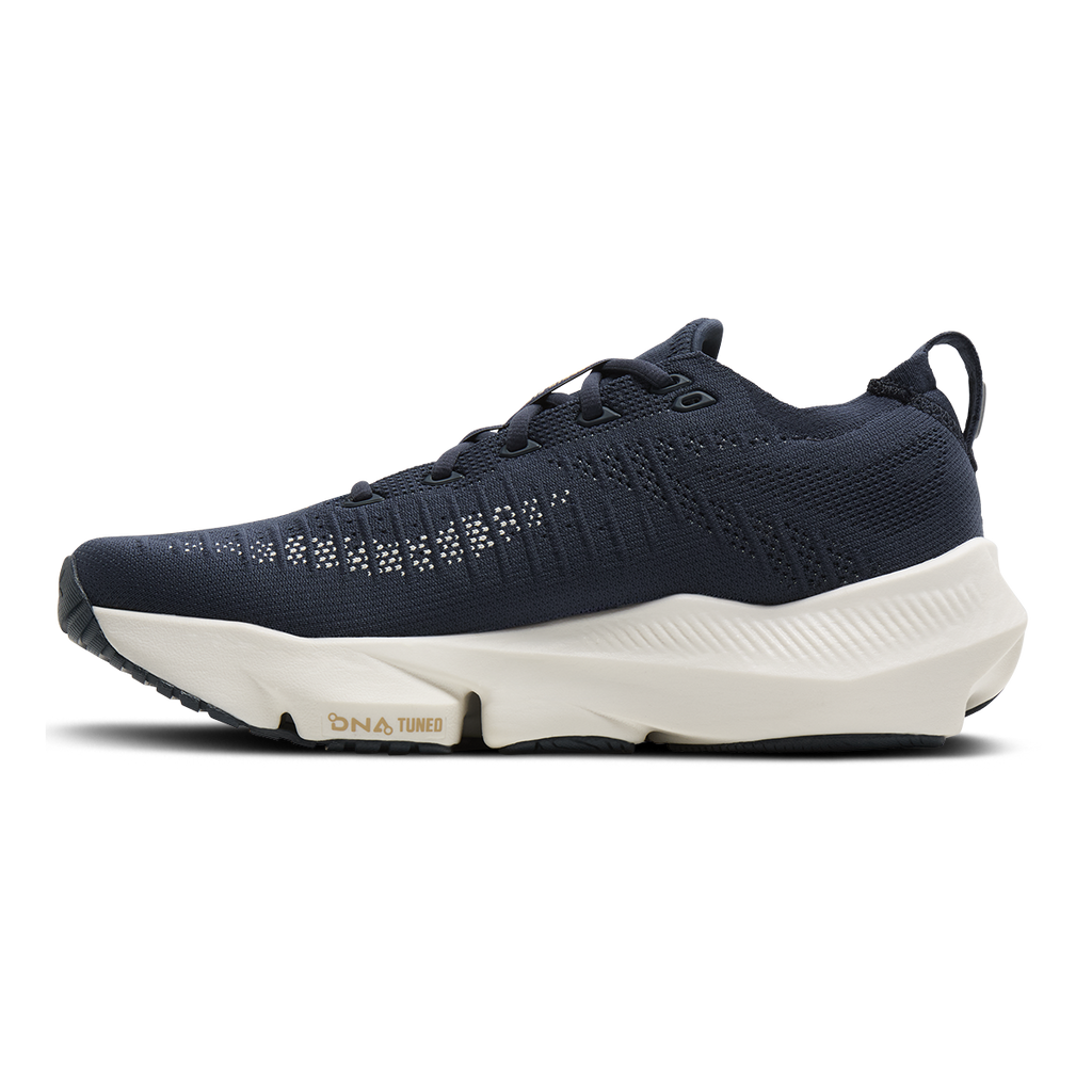 Brooks Glycerin Flex — Coconut - Starfish - Chateau — Size D — Width 7 — Lifestyle View