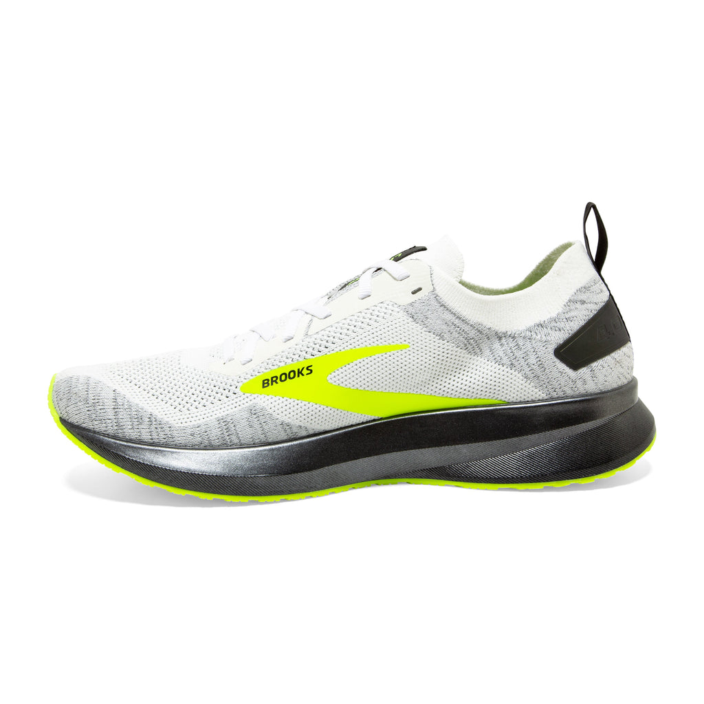 Brooks Levitate 4 Run Visible — Black - Nightlife — Size B — Width 10.5 — Lifestyle View