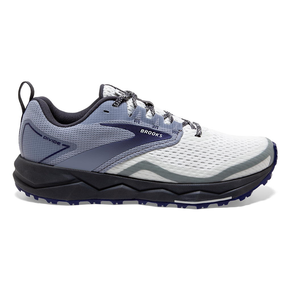 Brooks Divide 2 — Grey - Dawn - Blue Ribbon — Size B — Width 10.5 — Detail View