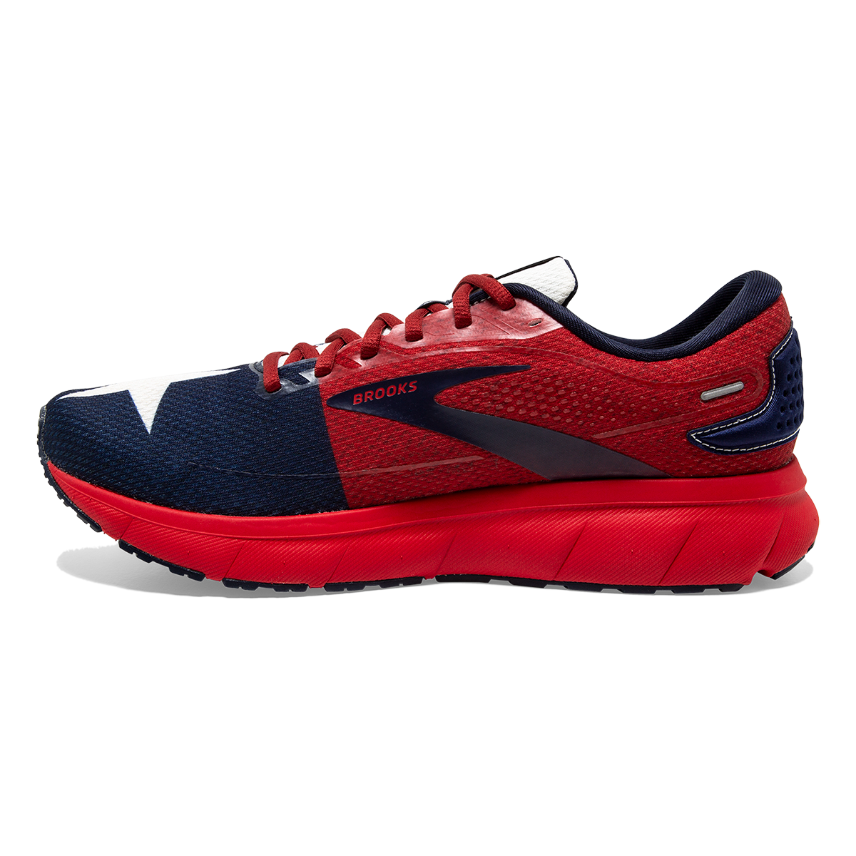 Brooks Trace 2 Run Texas — Red - White - Navy — Size B — Width 5 — Side View