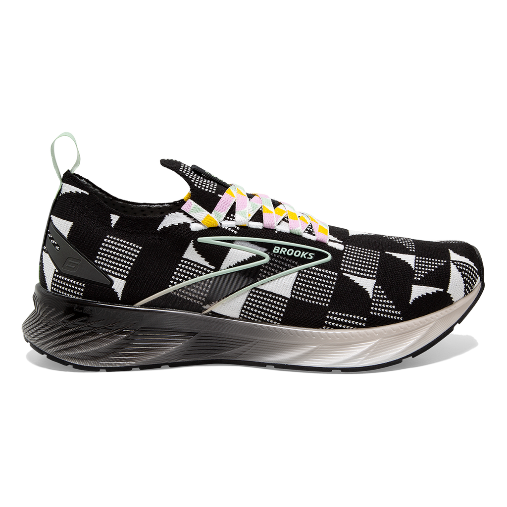 Brooks Levitate StealthFit 6 Mod — Black - White - Subtle Green — Size B — Width 5 — Front View