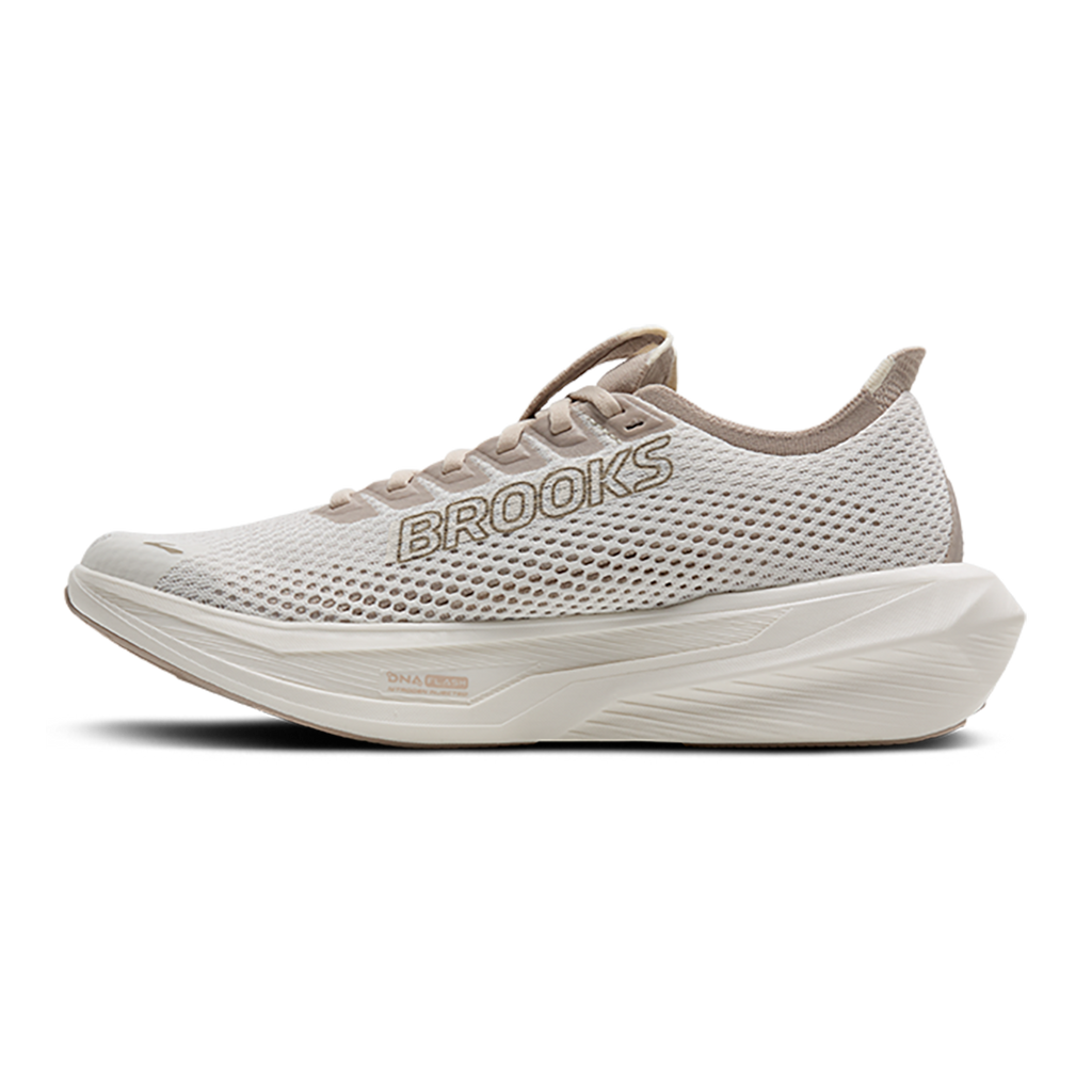Brooks Hyperion 3 — Black - Grey - White — Size B — Width 7.5 — Lifestyle View