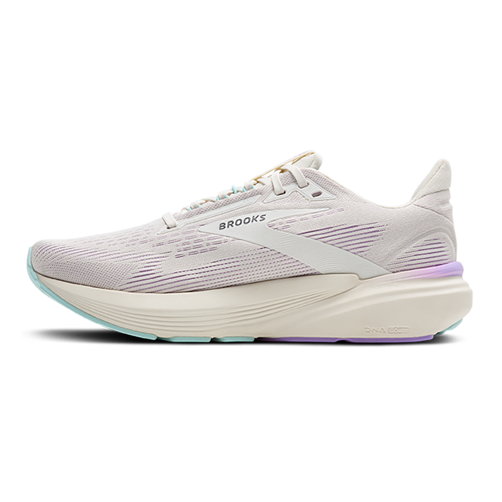 Brooks Revel 8 — Black - Black - Rose Gold — Size B — Width 7.5 — Alternate View 18
