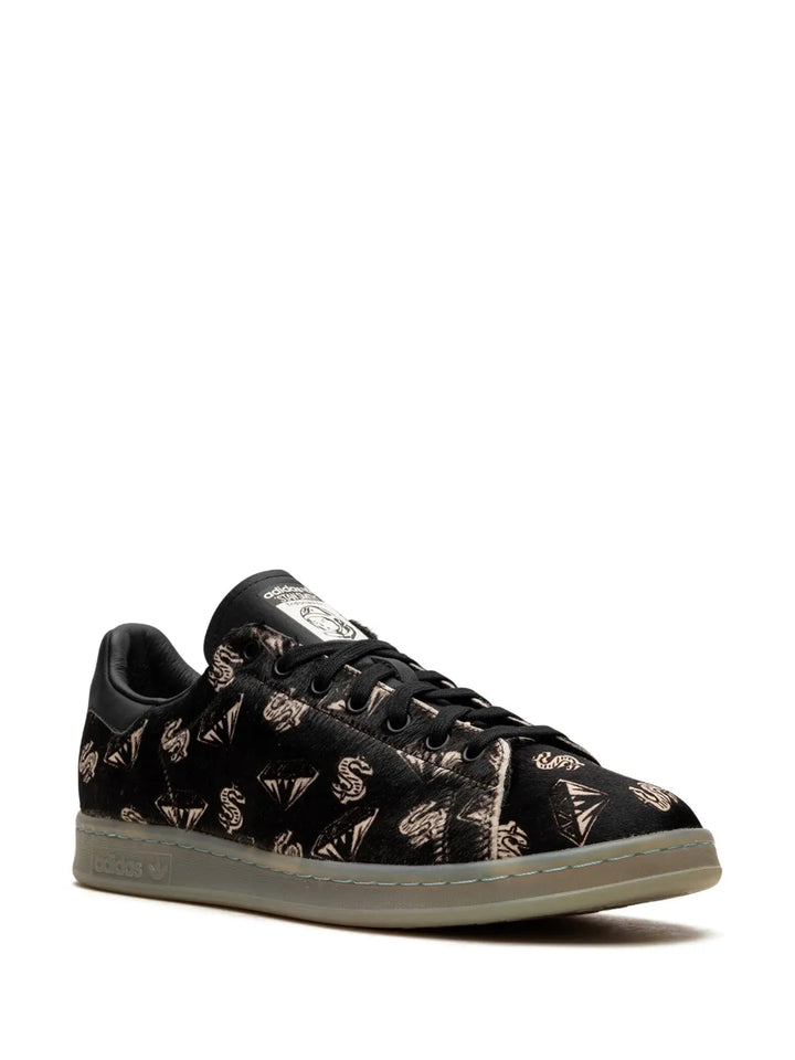 adidas Originals X Pharrell Williams X Billionaire Boy Club Stan Smith Ponyhair Black Sneakers — Black — Size US M 4.5 - US W 6 — Side View