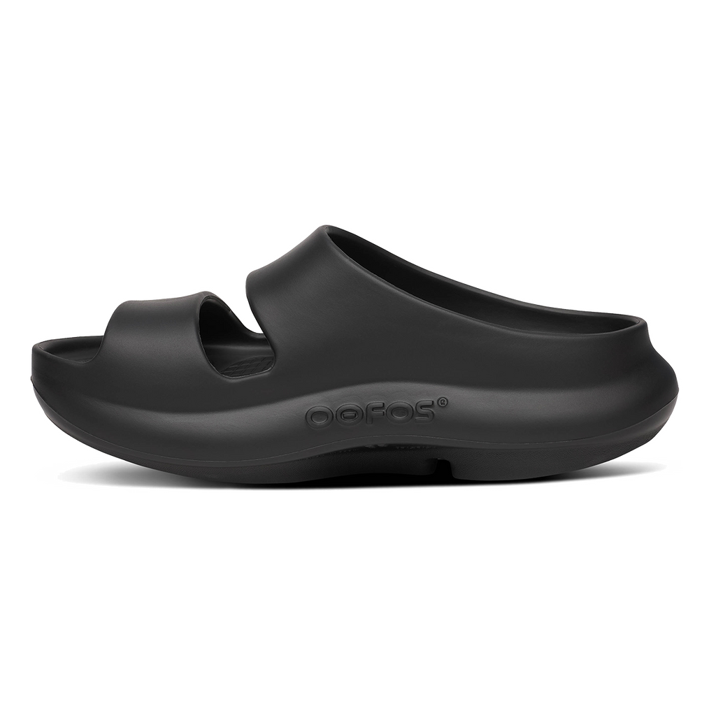 Oofos OOyea — Black — Size D — Width 3 M / 5 W — Lifestyle View