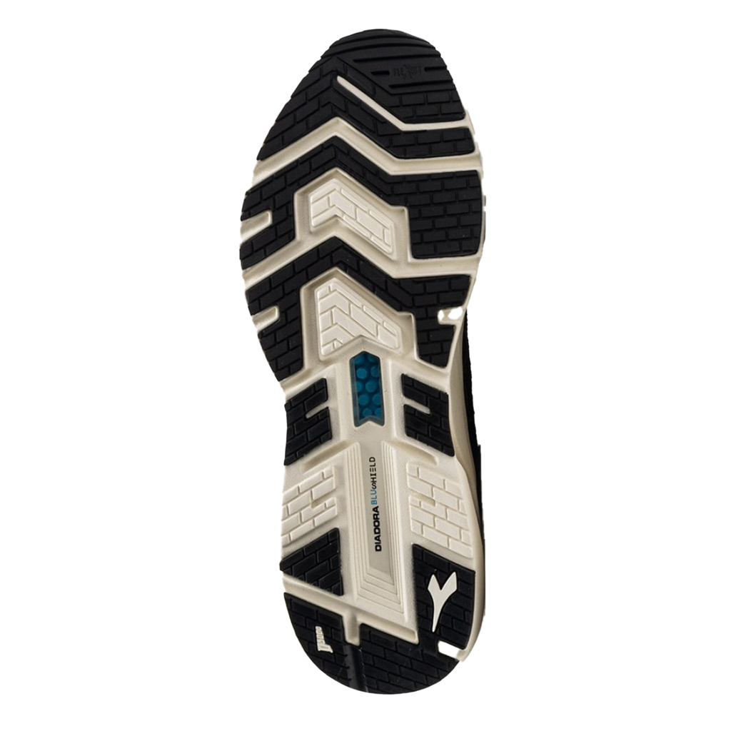 Diadora Mythos Blushield Volo Hip — Black - Almond Milk — Size D — Width 6 — Back View
