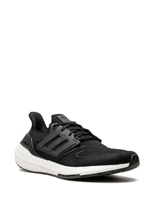 adidas Ultraboost 22 Core Black/Core Black/Cloud Wh Sneakers — Core Black/Cloud White — Size US M 5 - US W 6.5 — Top View