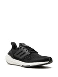 adidas Ultraboost 22 Core Black/Core Black/Cloud Wh Sneakers — Core Black/Cloud White — Size US M 5 - US W 6.5 — Side View