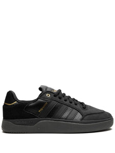 adidas Tyshawn Low Sneakers — Black — Size US M 5 - US W 6.5 — Front View