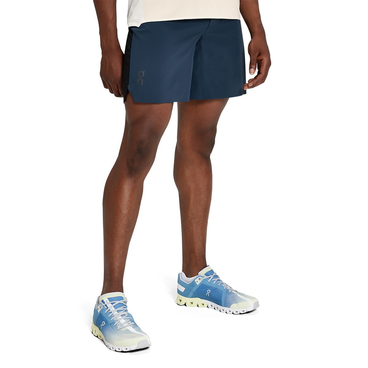 On Lightweight Shorts — Lead - Black — Size Small — Alternate View 8