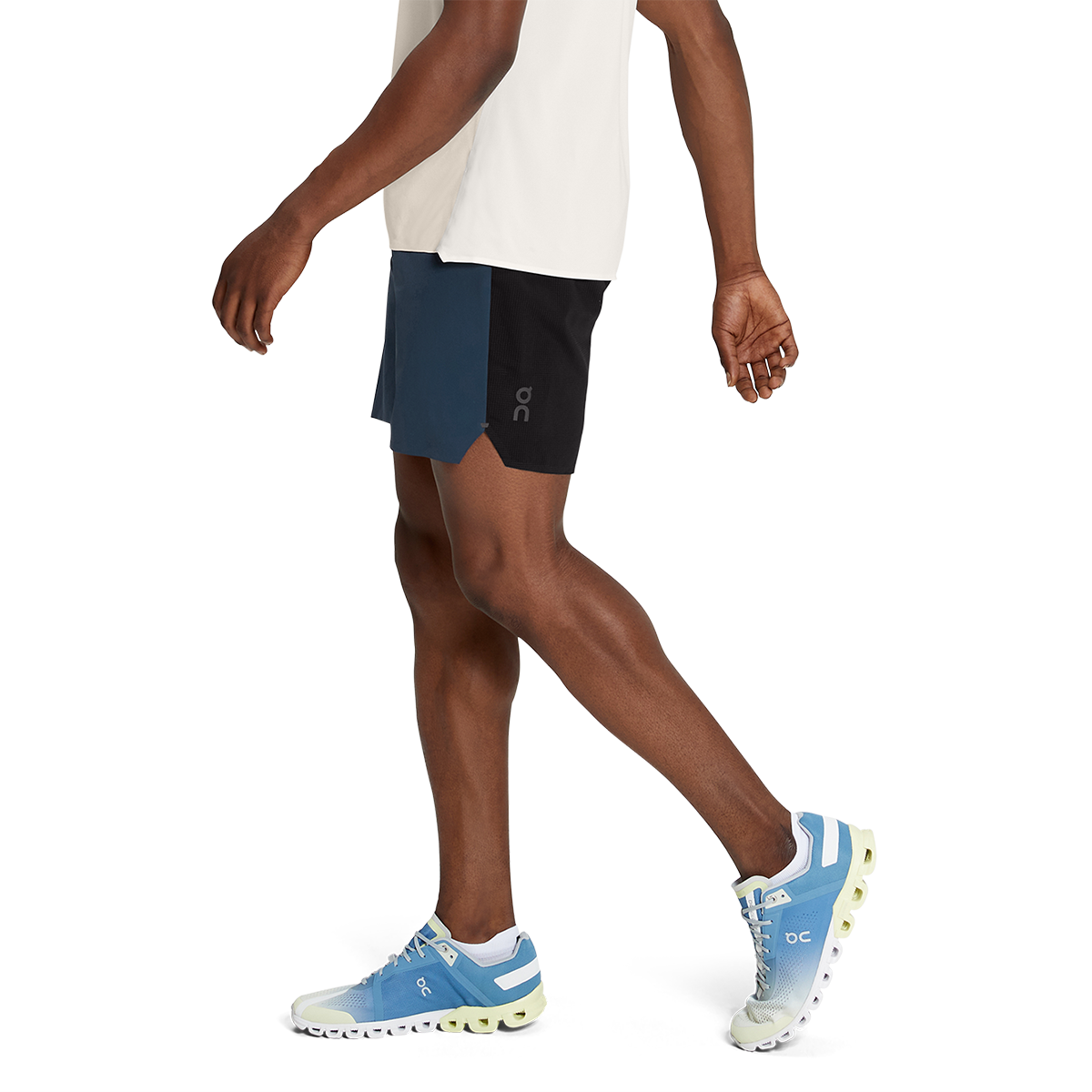 On Lightweight Shorts — Lead - Black — Size Small — Alternate View 9