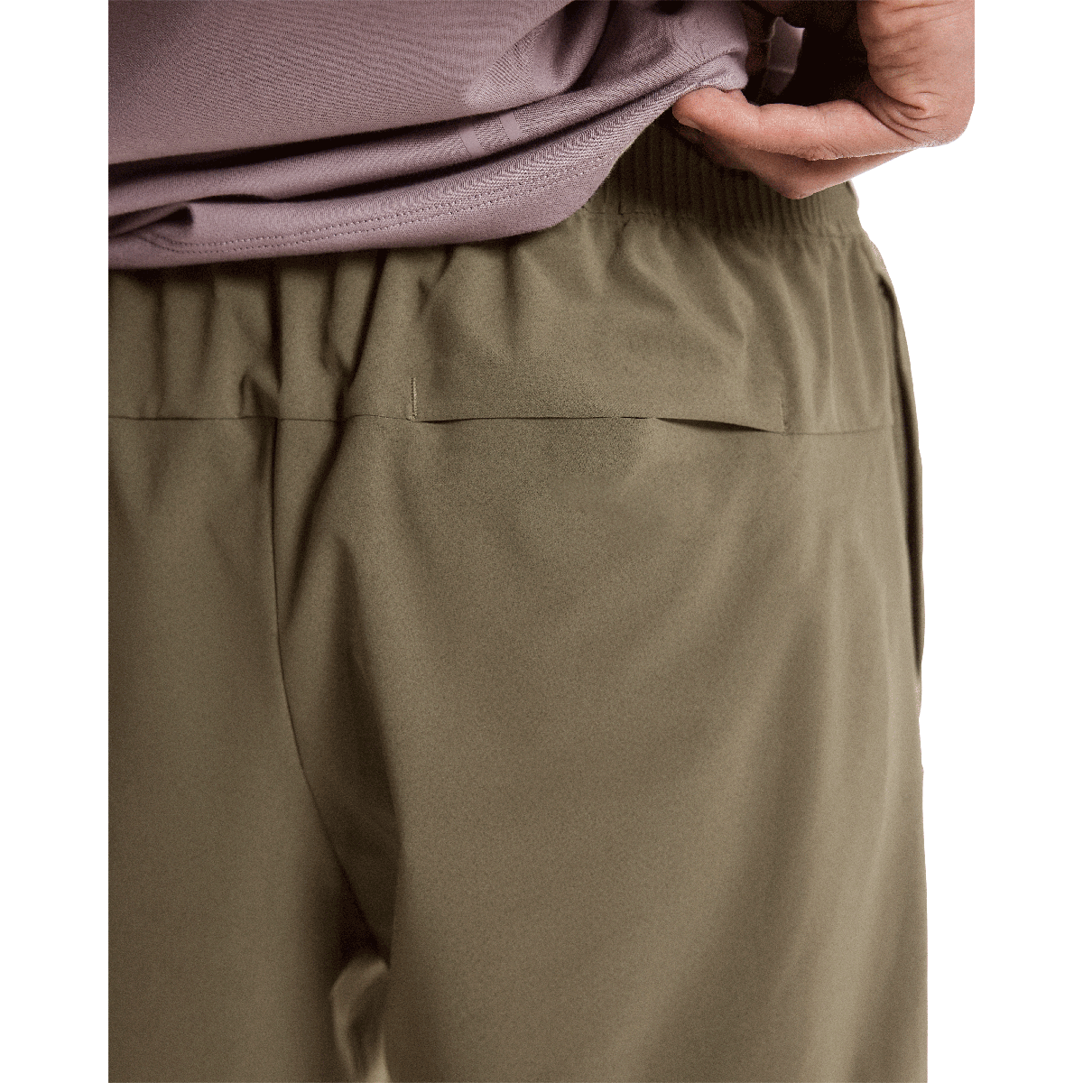 ON Focus Shorts — Pebble — Size Large — Top View