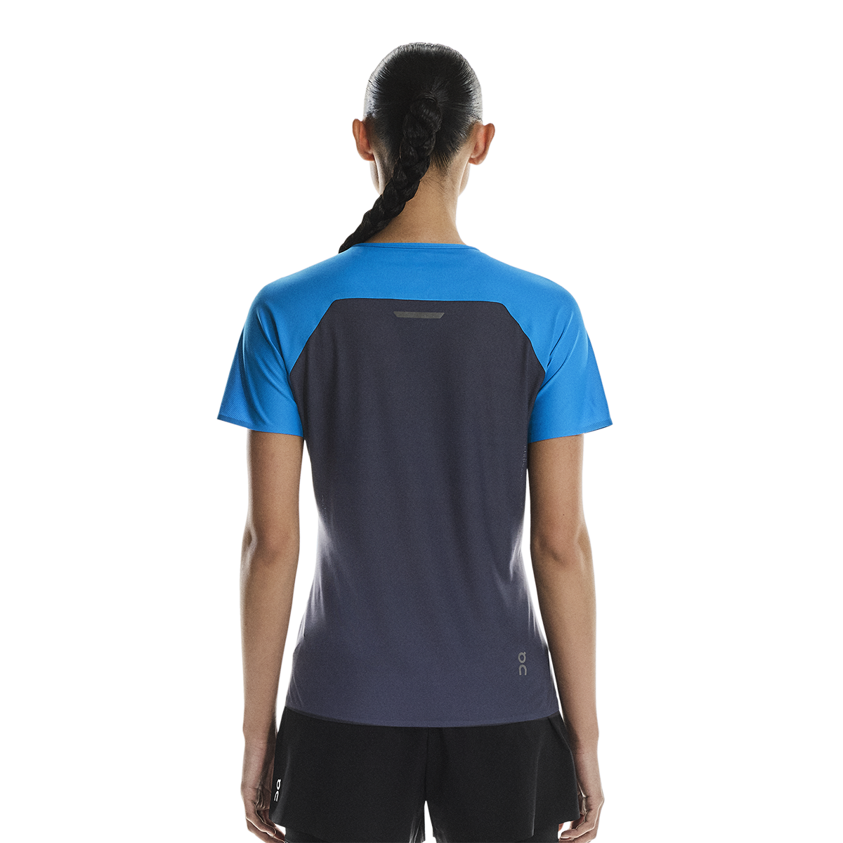 On Performance-T — Foxglove - Orchid — Size XSmall — Alternate View 16