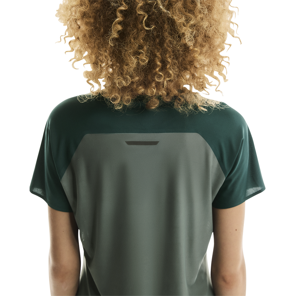ON Performance-T — Spirulina - Olive — Size XSmall — Detail View