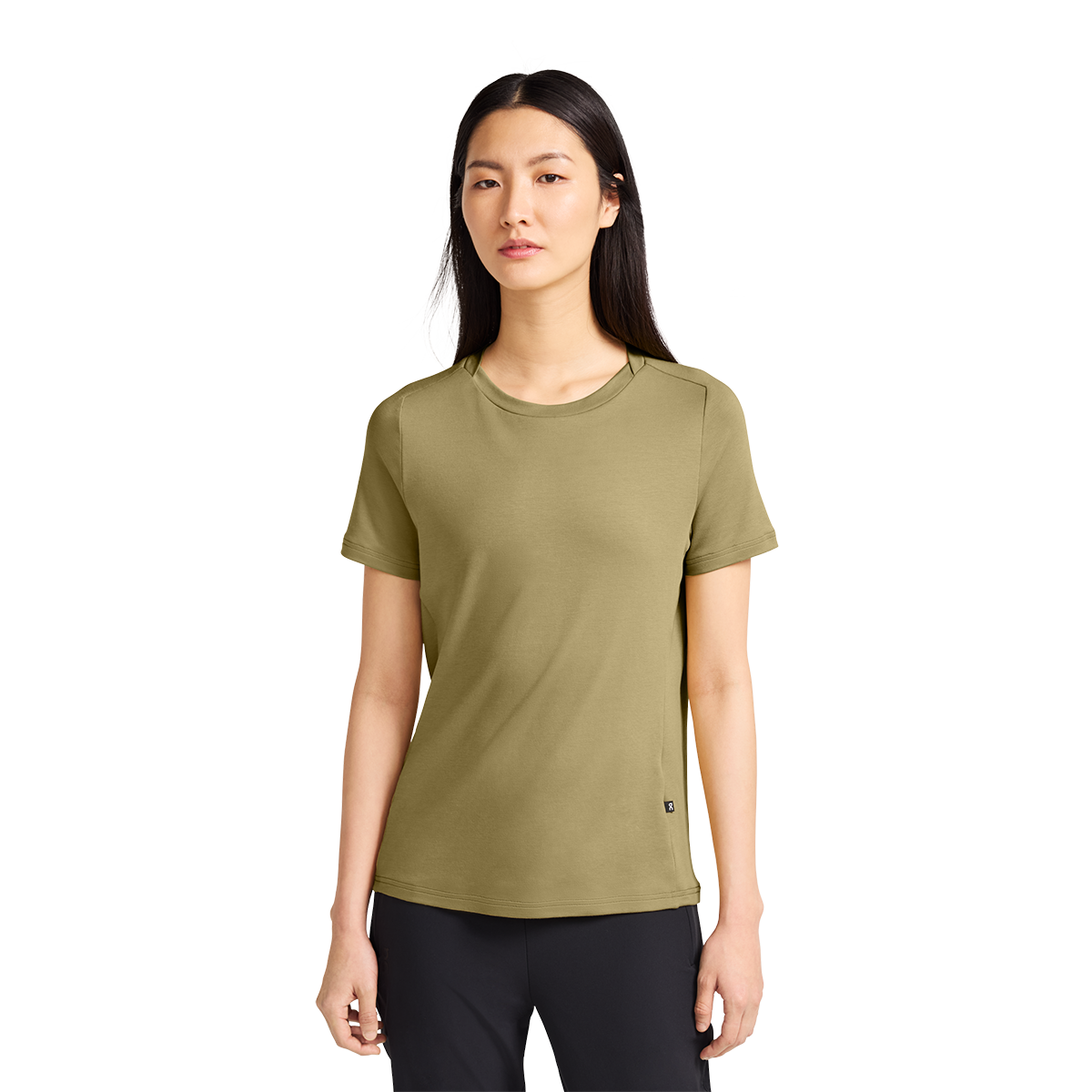 On Focus-T — Black — Size Large — Lifestyle View